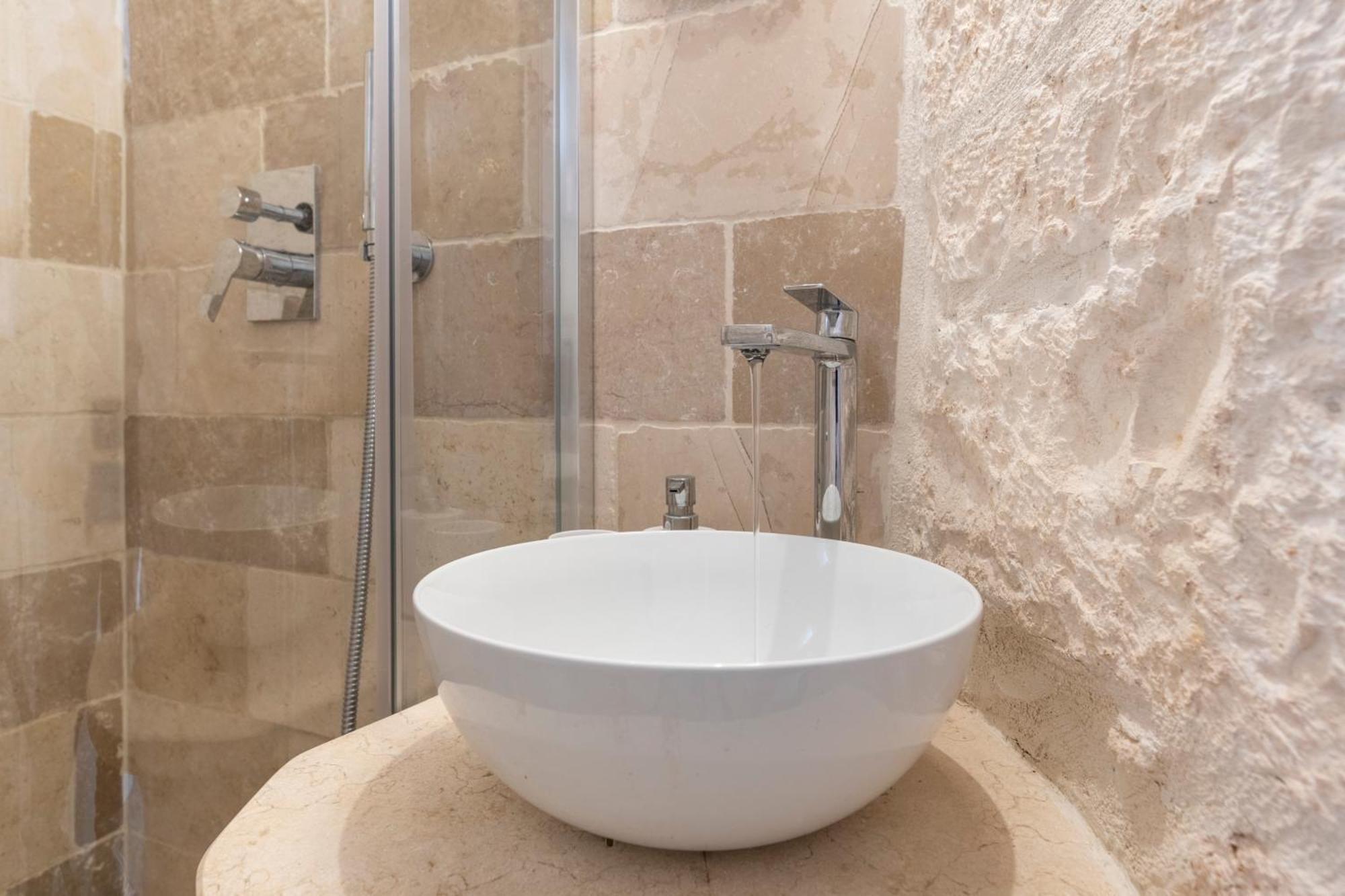 Nonna Nella Casa In Centro Apartment Ostuni Luaran gambar