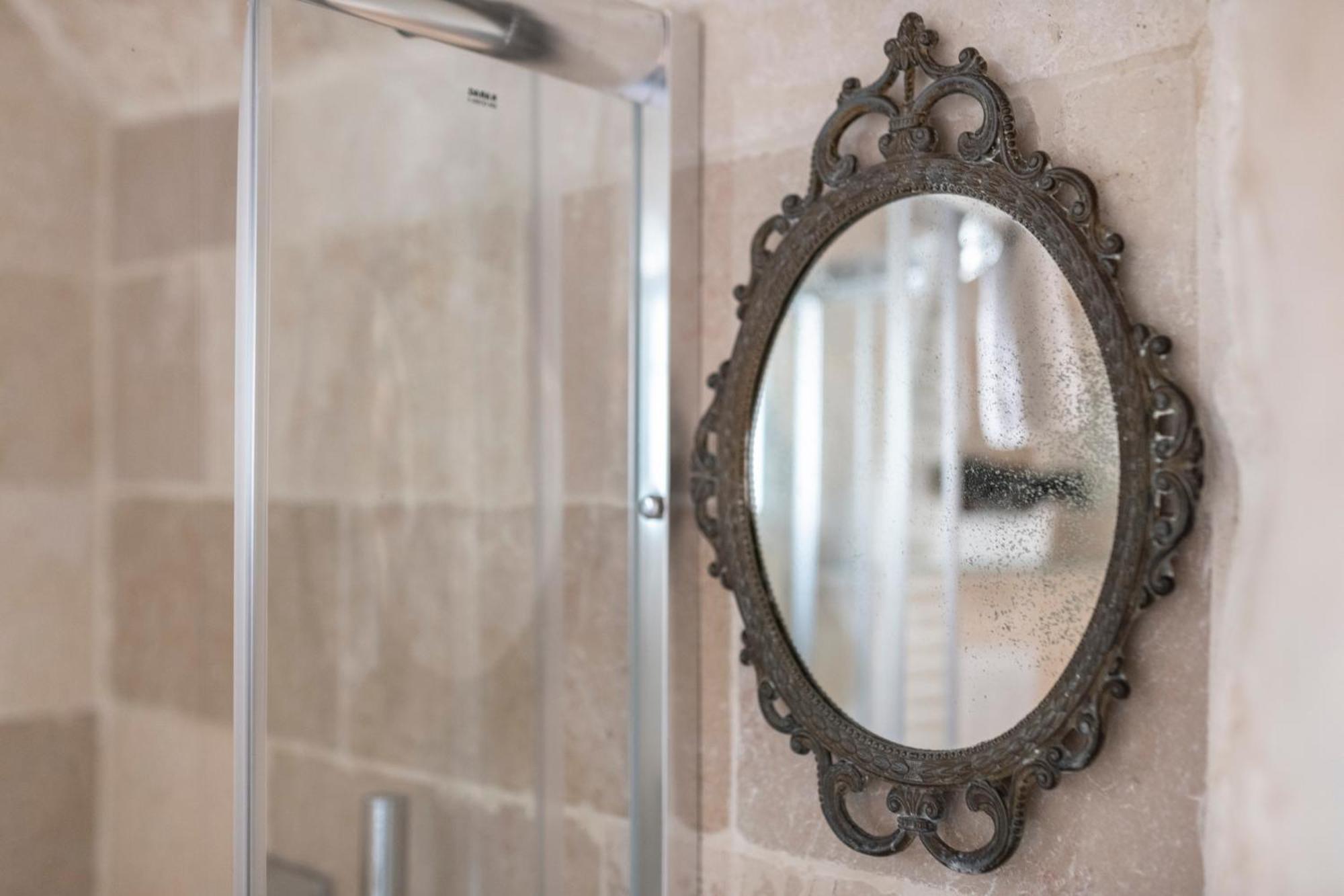 Nonna Nella Casa In Centro Apartment Ostuni Luaran gambar